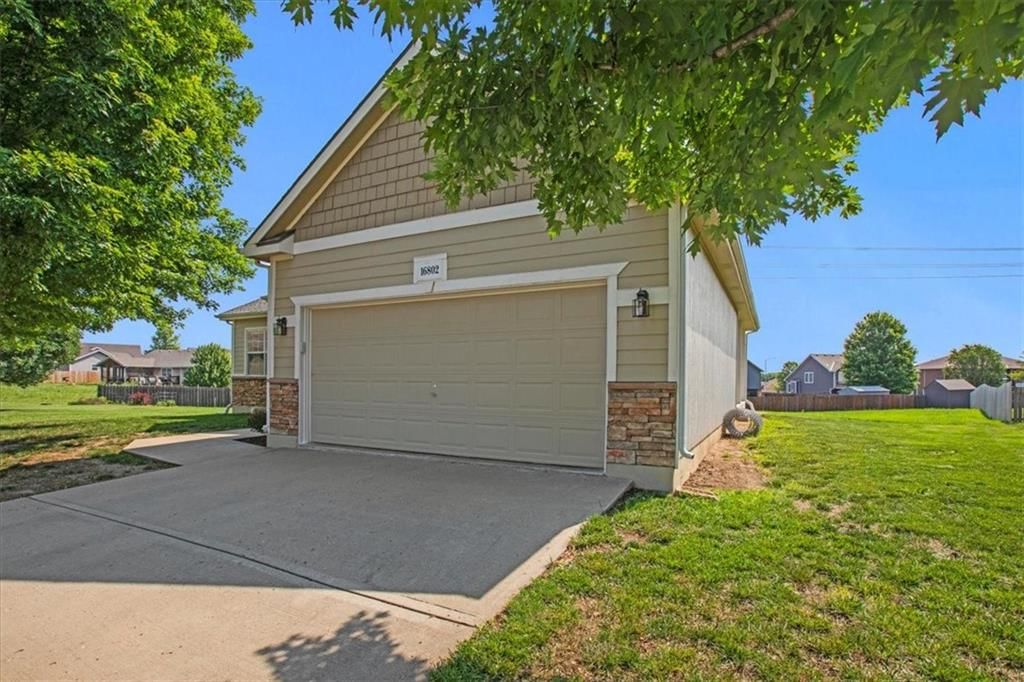 16802 Juniper Drive — photo 3