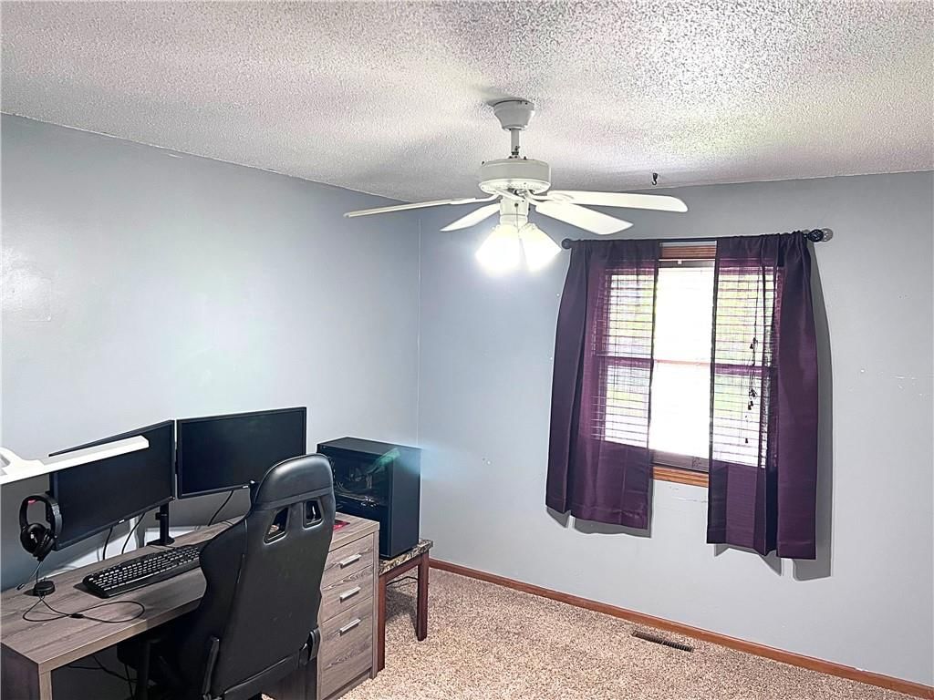204 Bluebird Boulevard — photo 12