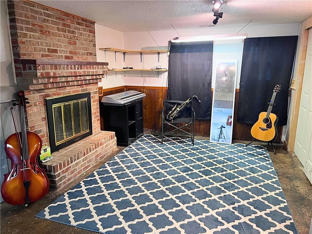 204 Bluebird Boulevard — photo 14