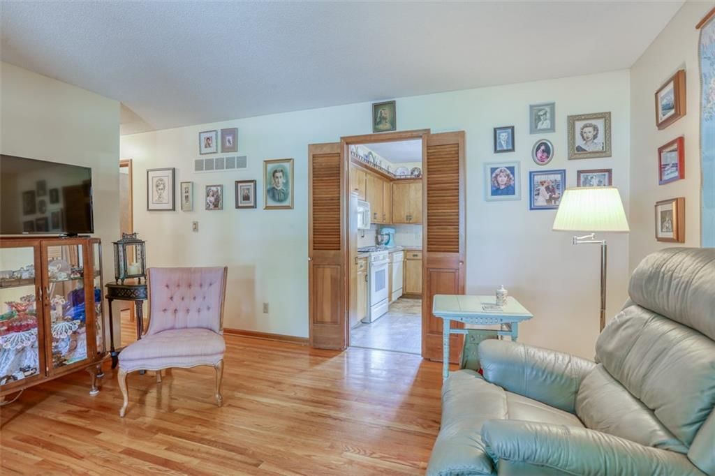 1521 S Dodgion Avenue — photo 15