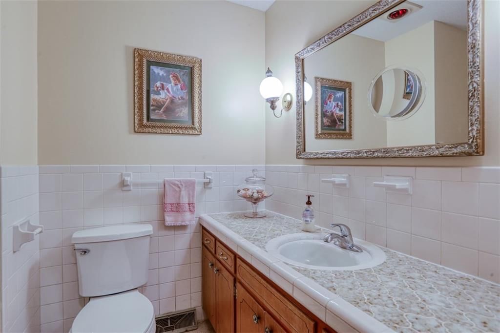 1521 S Dodgion Avenue — photo 31