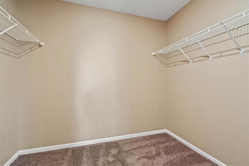 10610 NW 86th Street — photo 20
