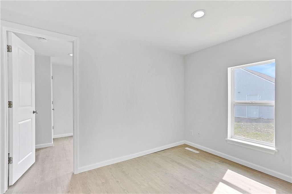 2530 S 42ND Street — photo 13