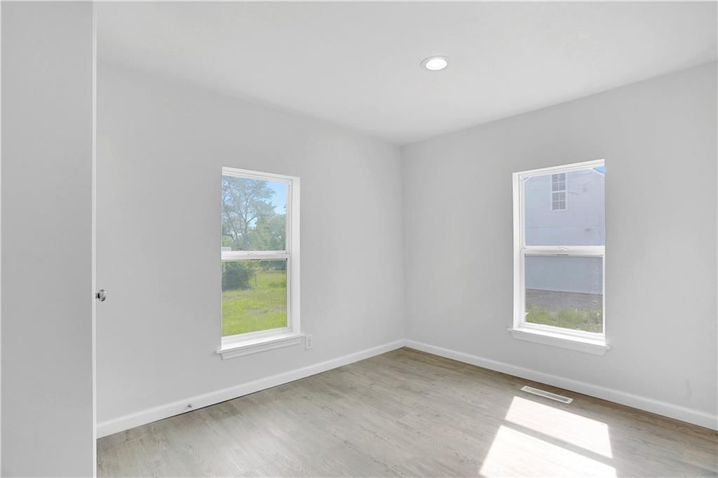 2530 S 42ND Street — photo 14