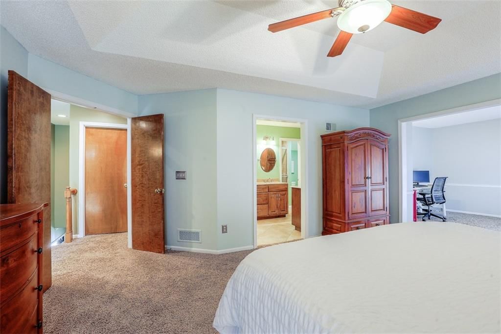 3909 NE Clearbrook Drive — photo 21
