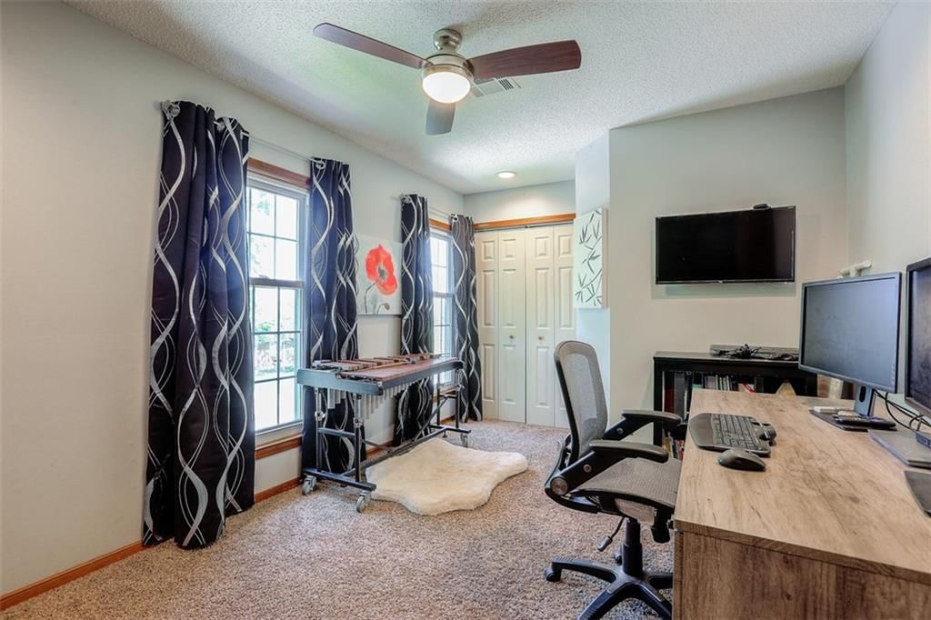 3909 NE Clearbrook Drive — photo 25