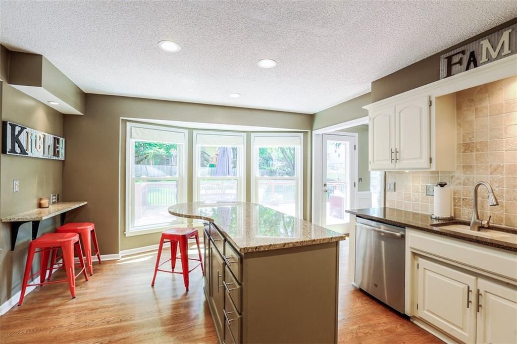 3909 NE Clearbrook Drive — photo 45