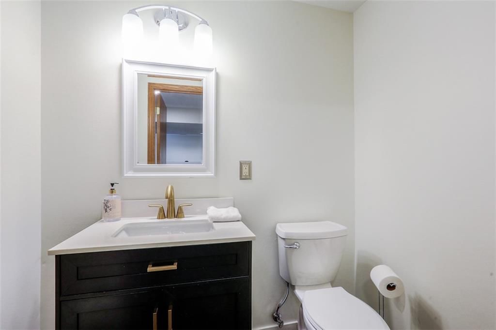 3909 NE Clearbrook Drive — photo 66