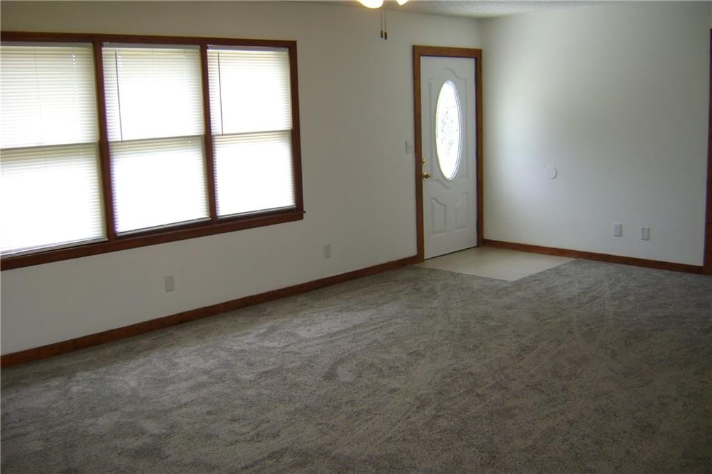508 E Agnes Street — photo 9