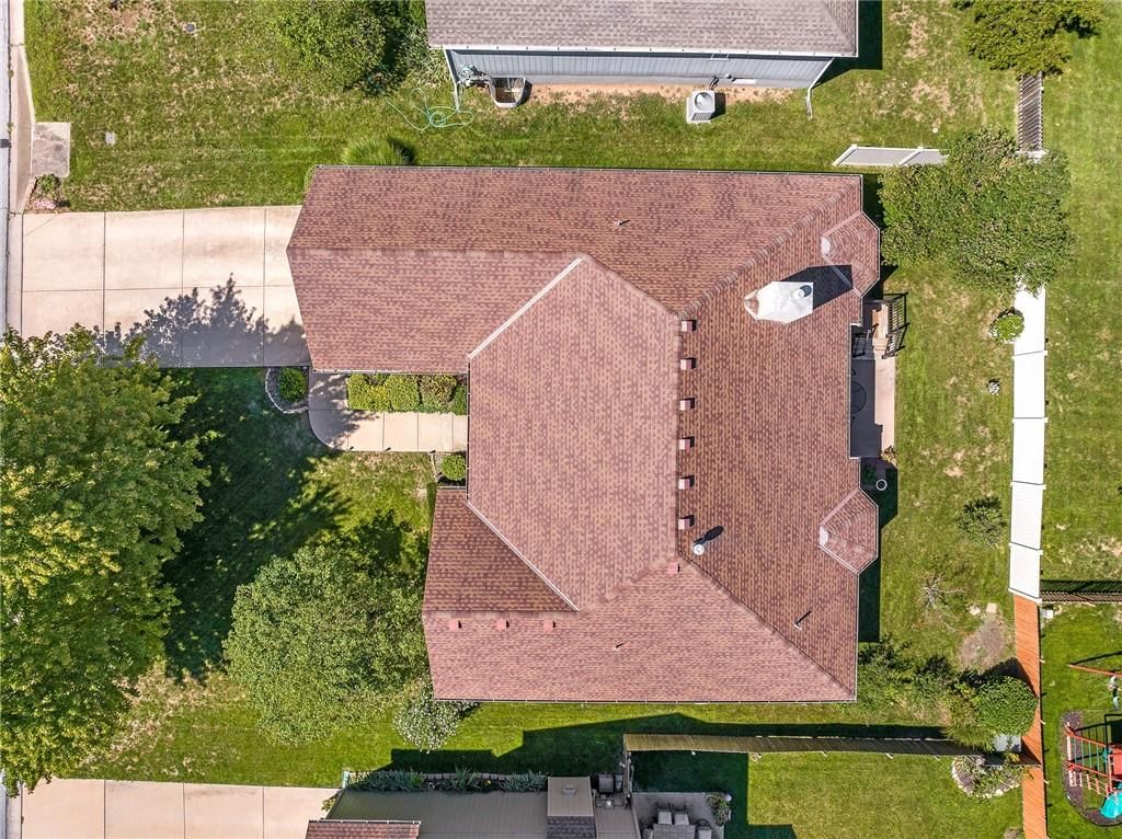 15327 S Greenwood Street — photo 32