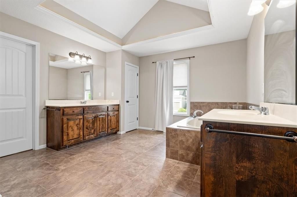 23715 W 52nd Terrace — photo 21