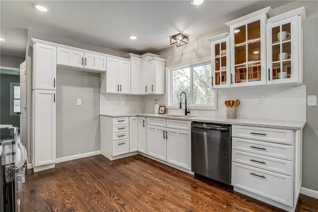 6408 N Flora Avenue — photo 15