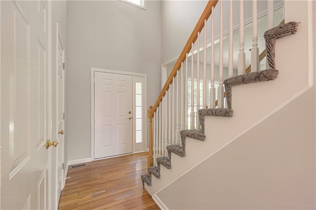 16381 W 157th Street — photo 3