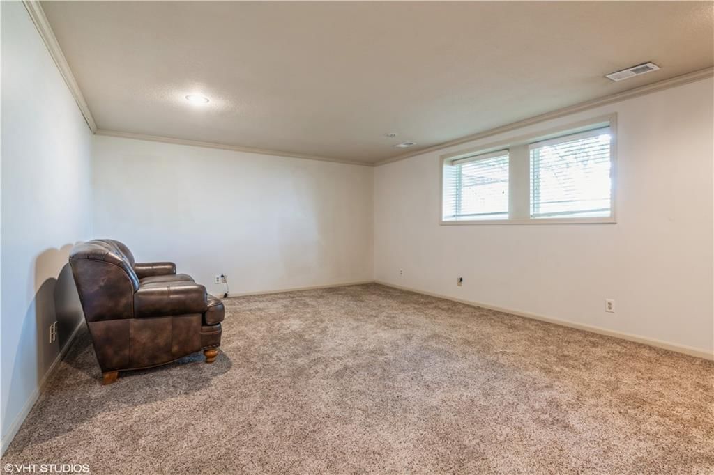 14809 Conser Street — photo 25