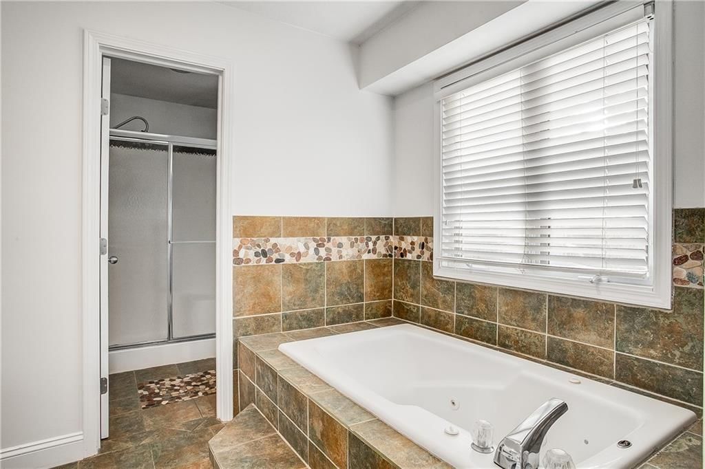 2900 NW Westbrooke Circle — photo 17