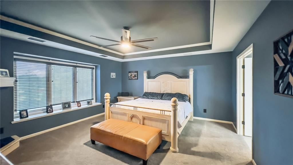 327 NE Lakes Edge Circle — photo 16