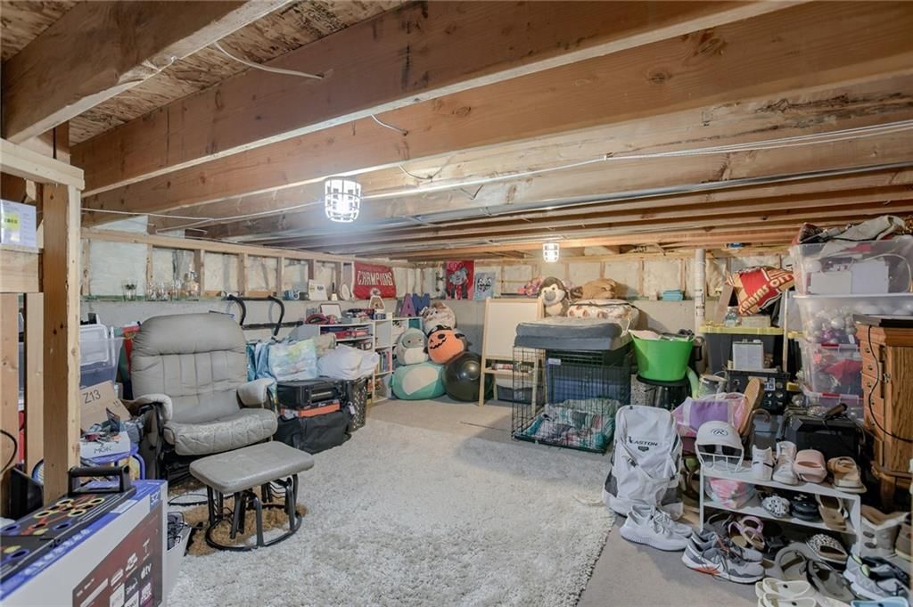 2317 NE OVERLAND Drive — photo 29