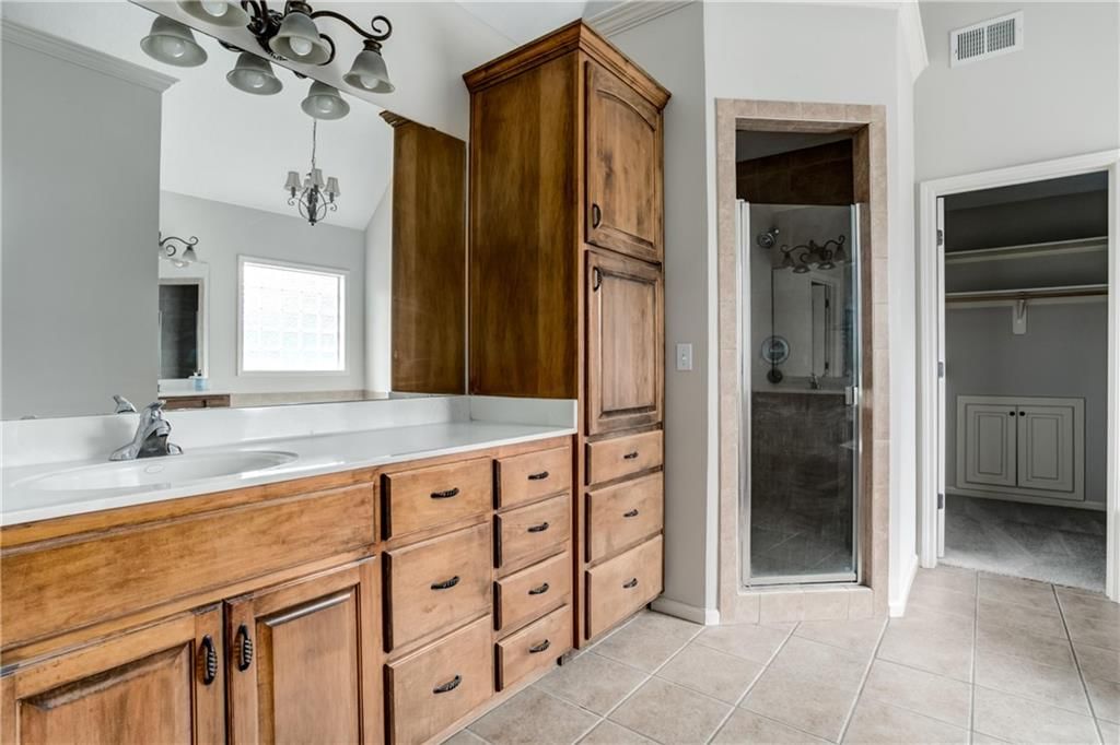 14712 Connell Street — photo 17
