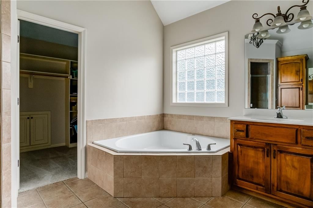 14712 Connell Street — photo 18
