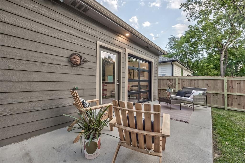 7614 Washington Street — photo 37