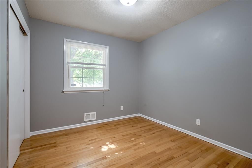 3717 N Garfield Avenue — photo 17