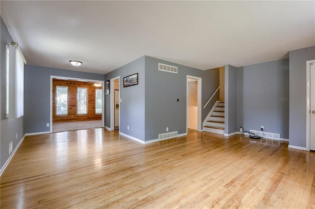 3717 N Garfield Avenue — photo 5