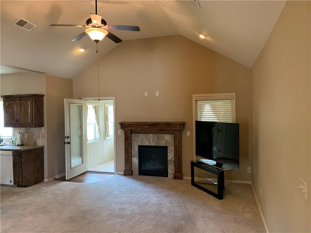 211 Ashmont Court — photo 14
