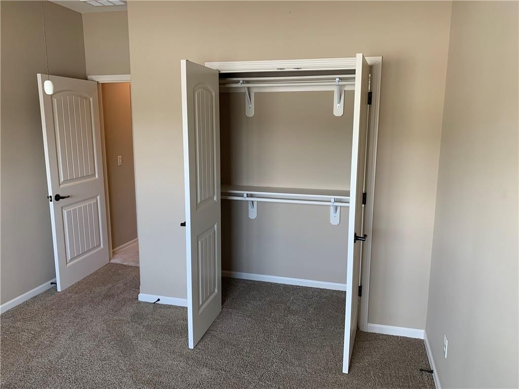 211 Ashmont Court — photo 27