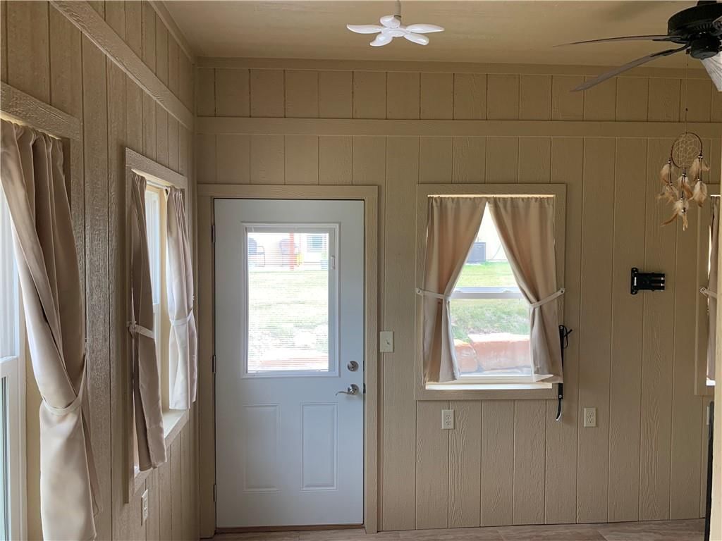 211 Ashmont Court — photo 38