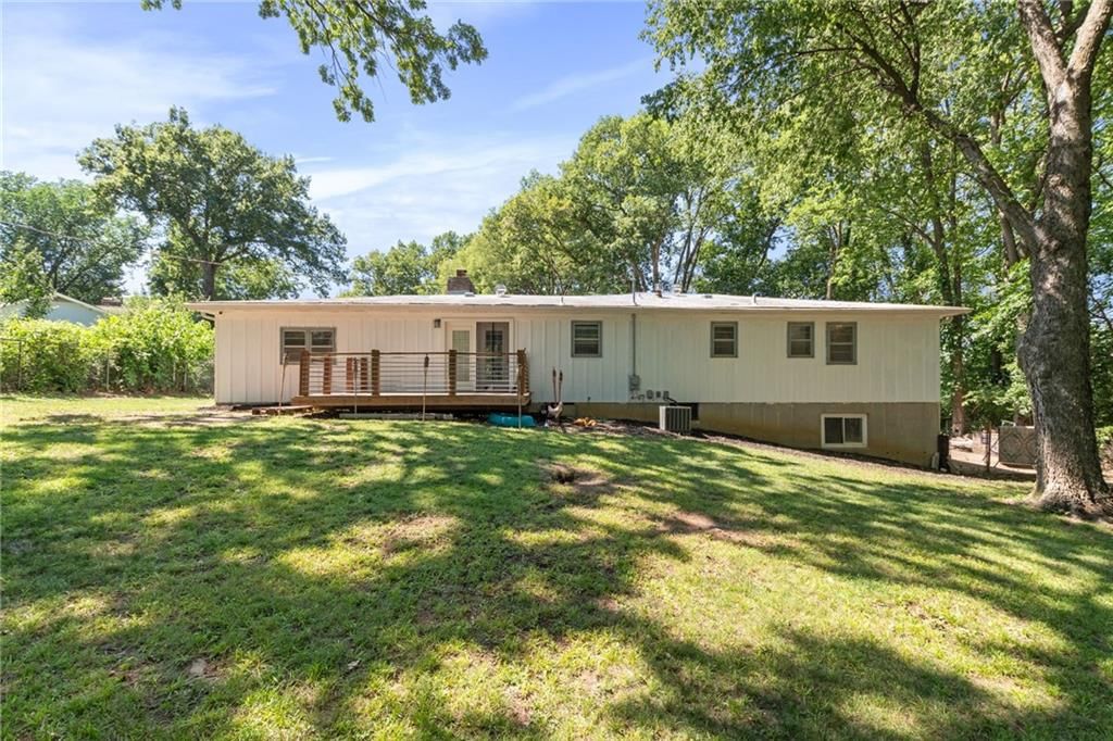 1477 Hampton Court — photo 25