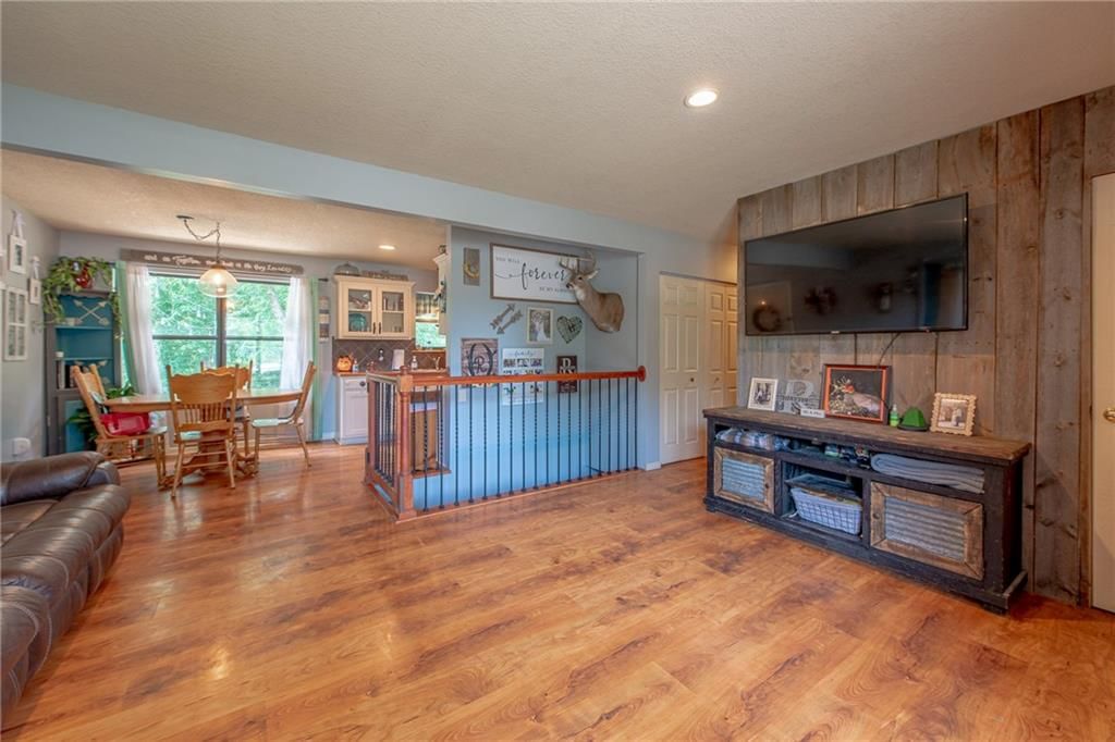 1515 Maple Lane — photo 24