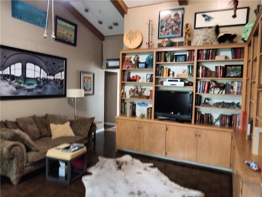 8 Lindenwood Lane — photo 11