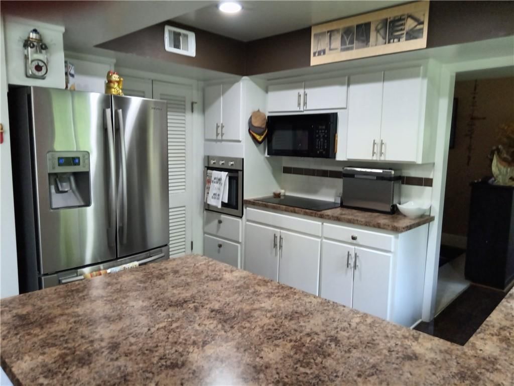 8 Lindenwood Lane — photo 12
