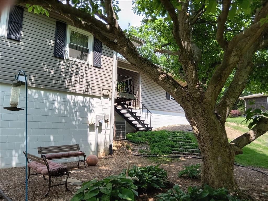 8 Lindenwood Lane — photo 24