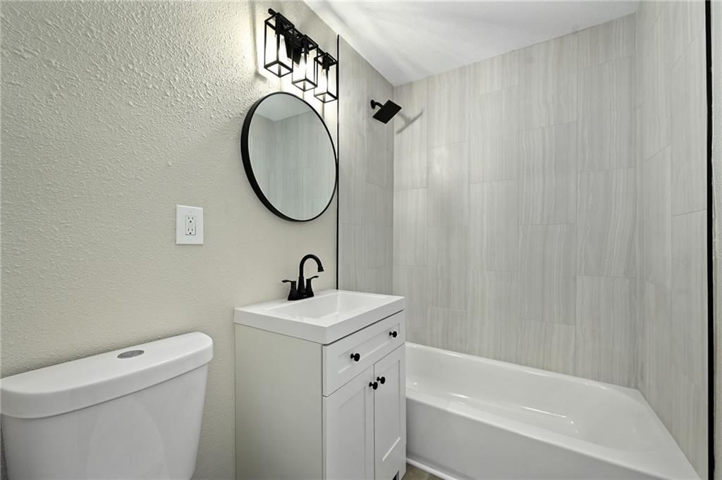 8140 Ditzler Avenue — photo 16