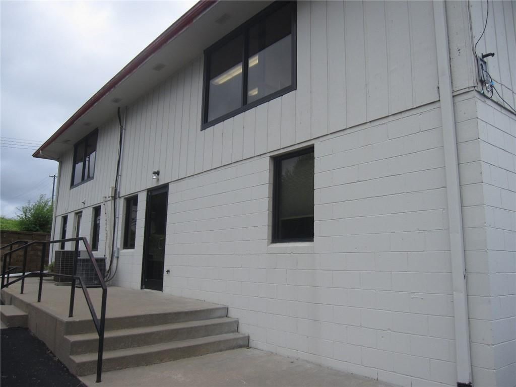 1502 S Belt Highway — photo 3