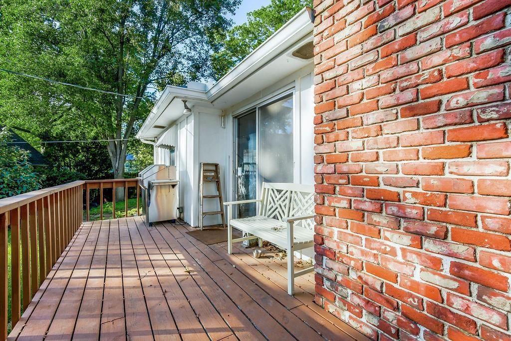 9100 Westbrooke Drive — photo 11