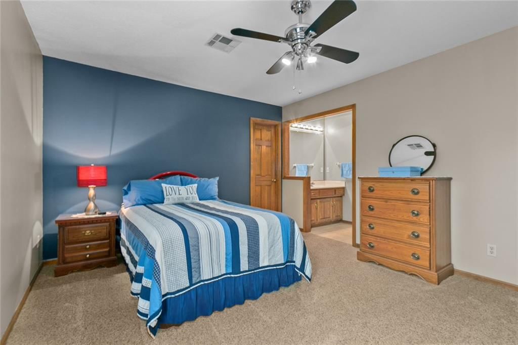 1032 NW High Point Drive — photo 38