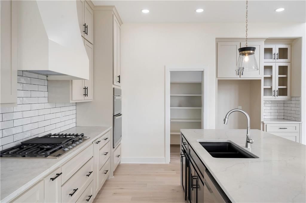 17804 Hayes Street — photo 15