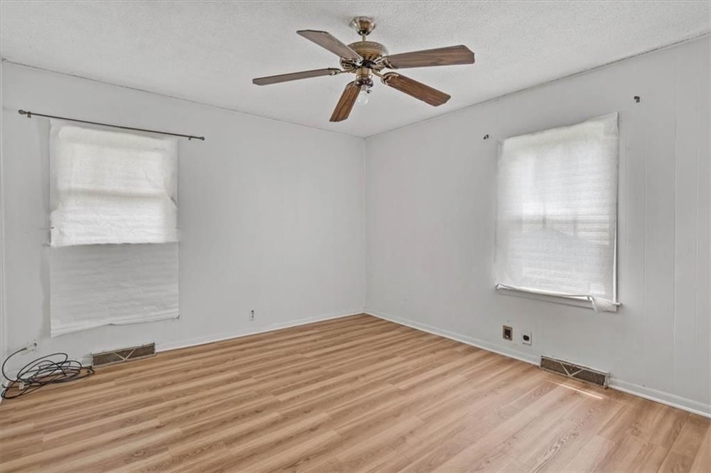 220 Ridgeway Avenue — photo 12