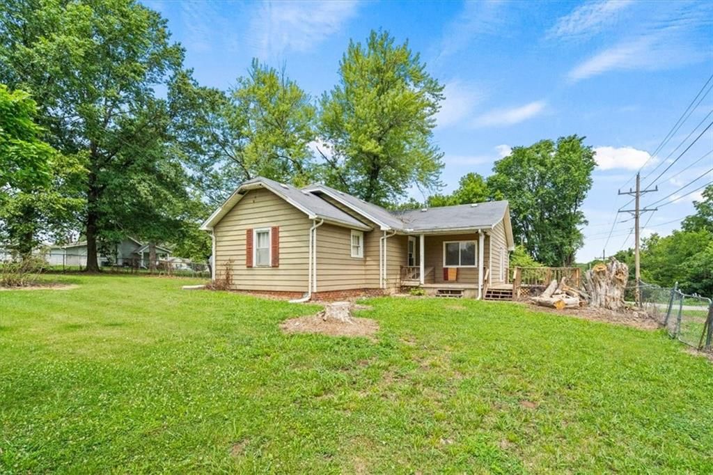220 Ridgeway Avenue — photo 16