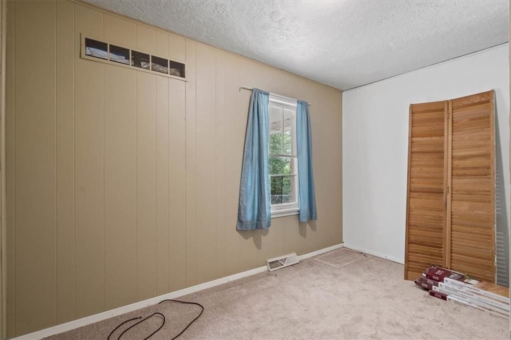 220 Ridgeway Avenue — photo 10
