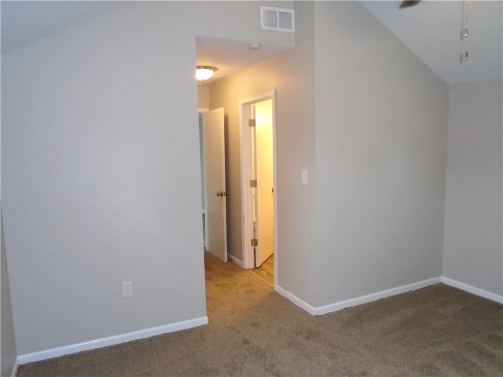 308 Aller Street — photo 16