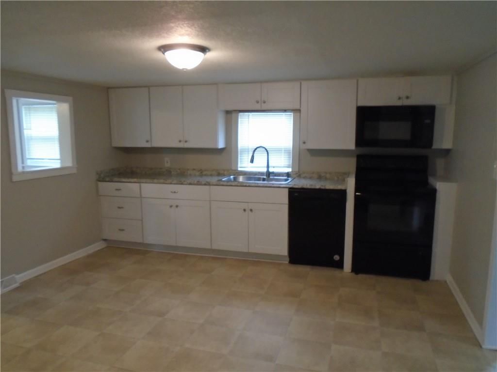 308 Aller Street — photo 21