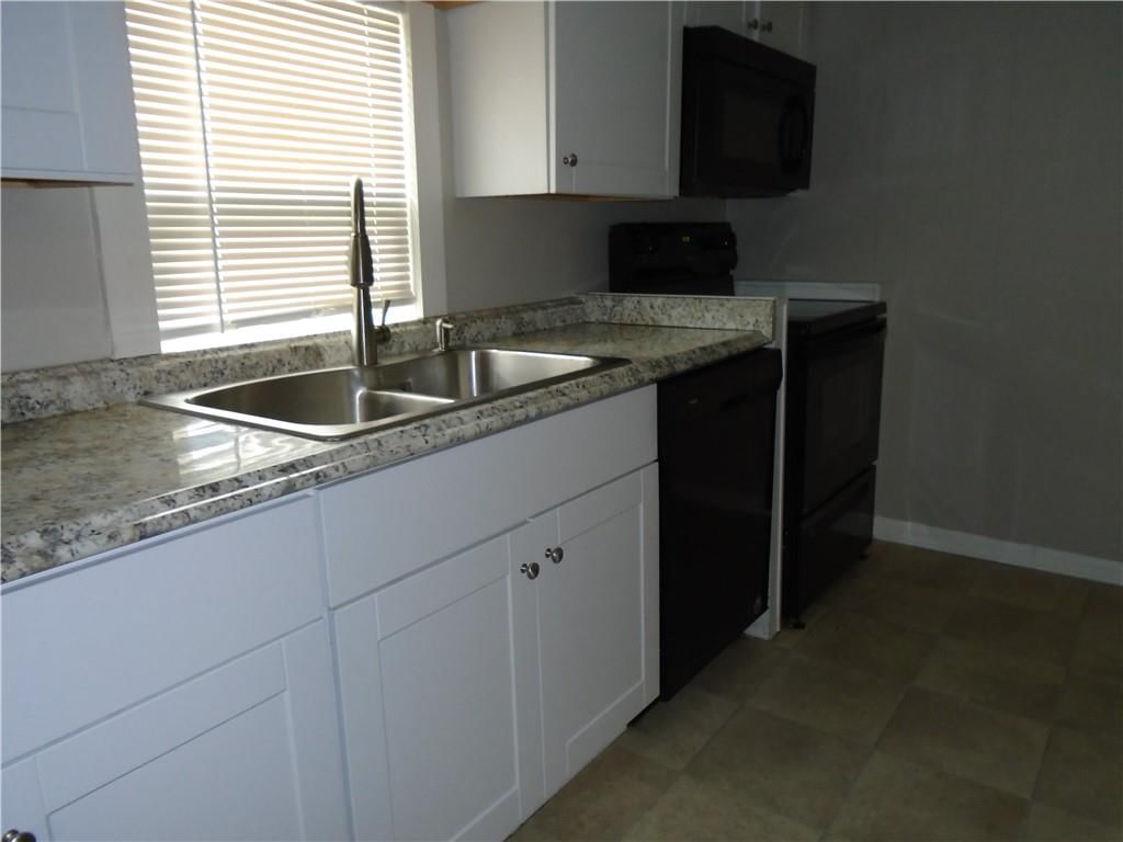 308 Aller Street — photo 25