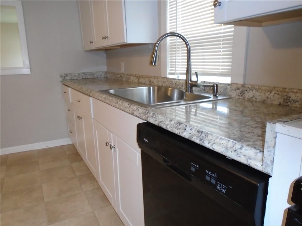 308 Aller Street — photo 28