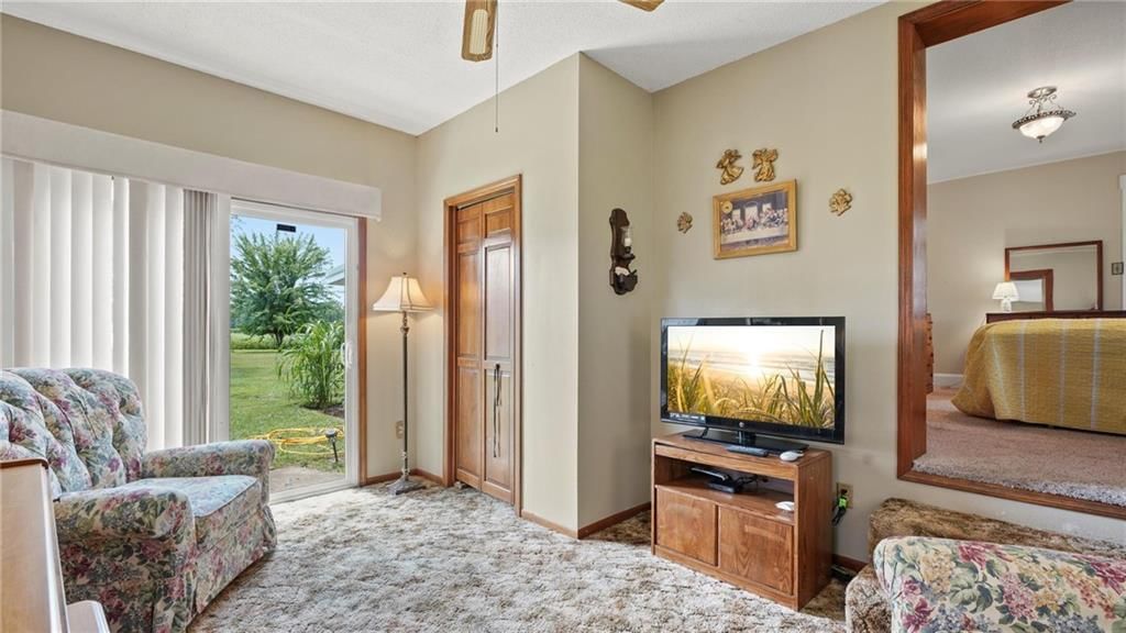 523 W Fleming Road — photo 18