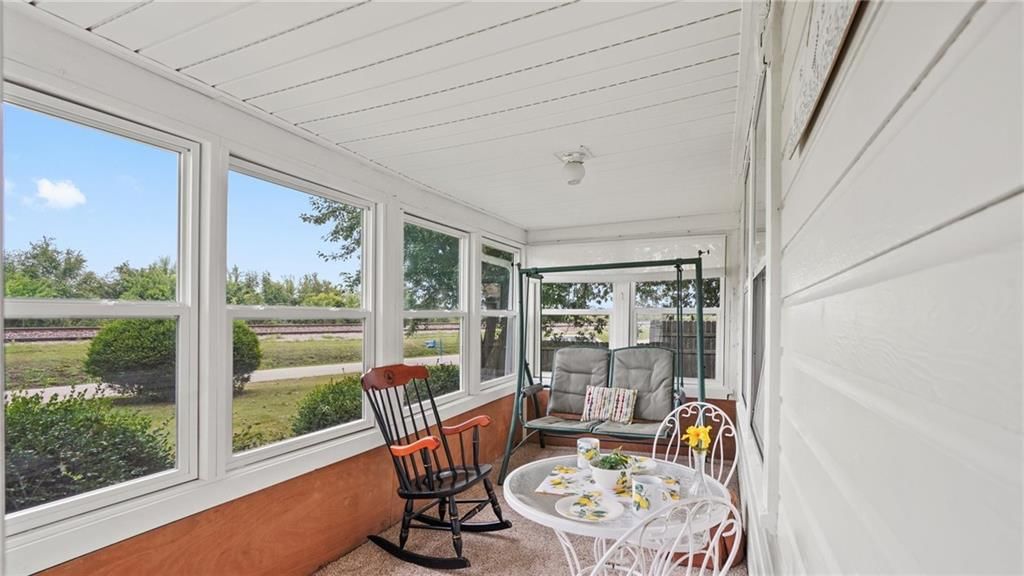 523 W Fleming Road — photo 5