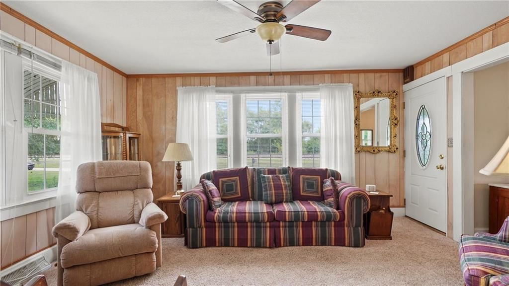 523 W Fleming Road — photo 8