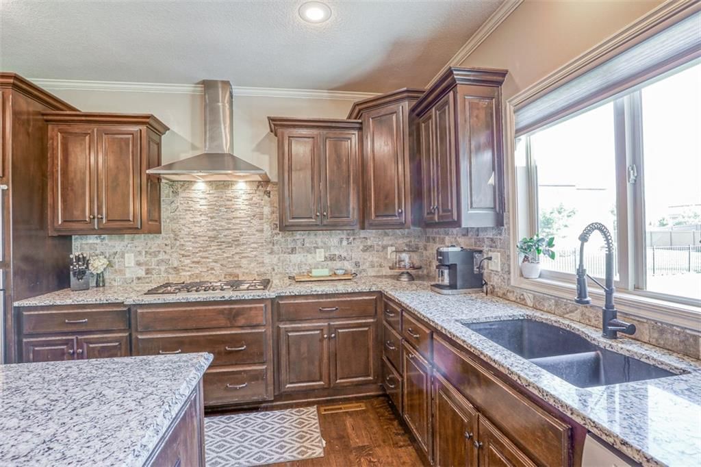 103 SE Shores Court — photo 32